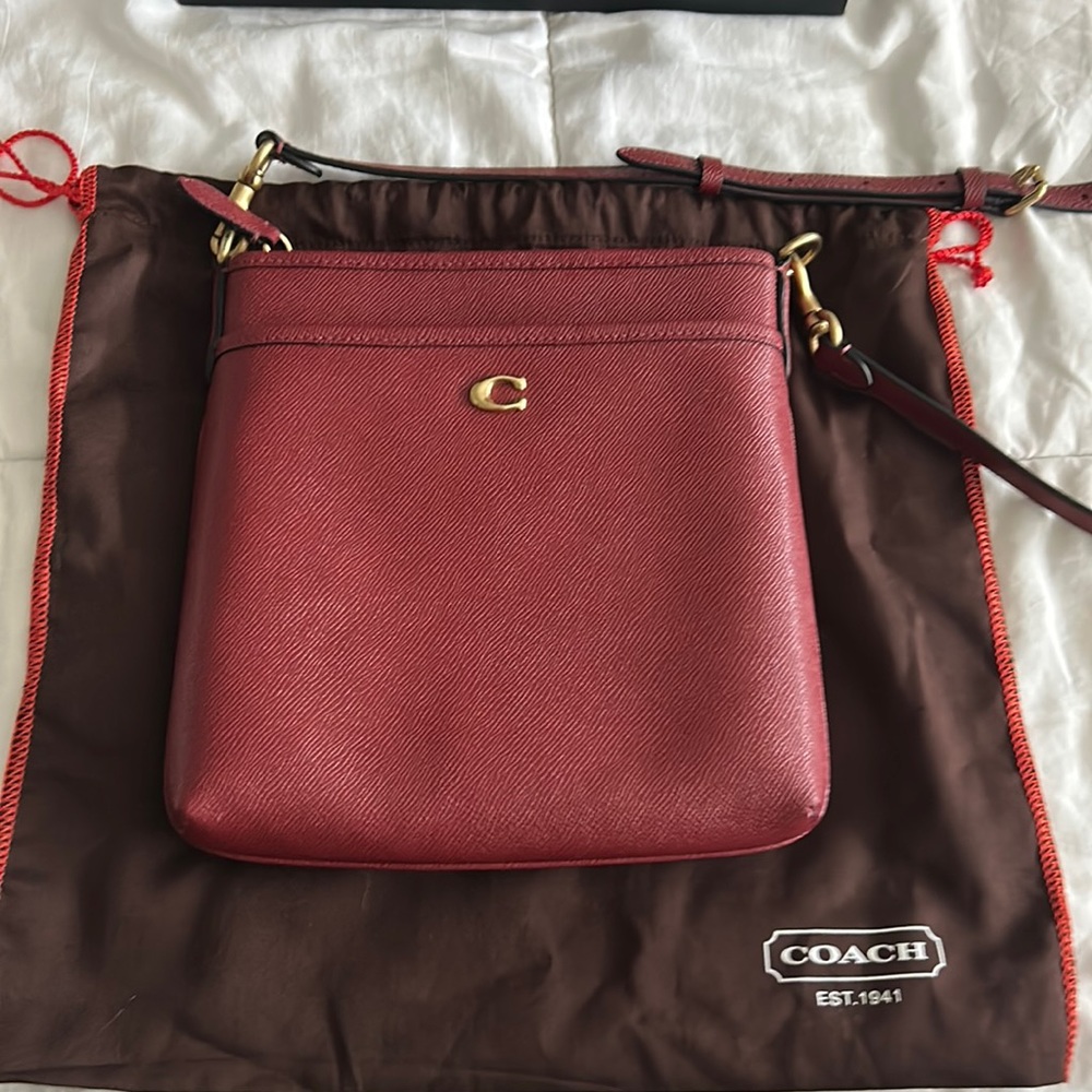 Coach Kitt Messenger Crossbody
